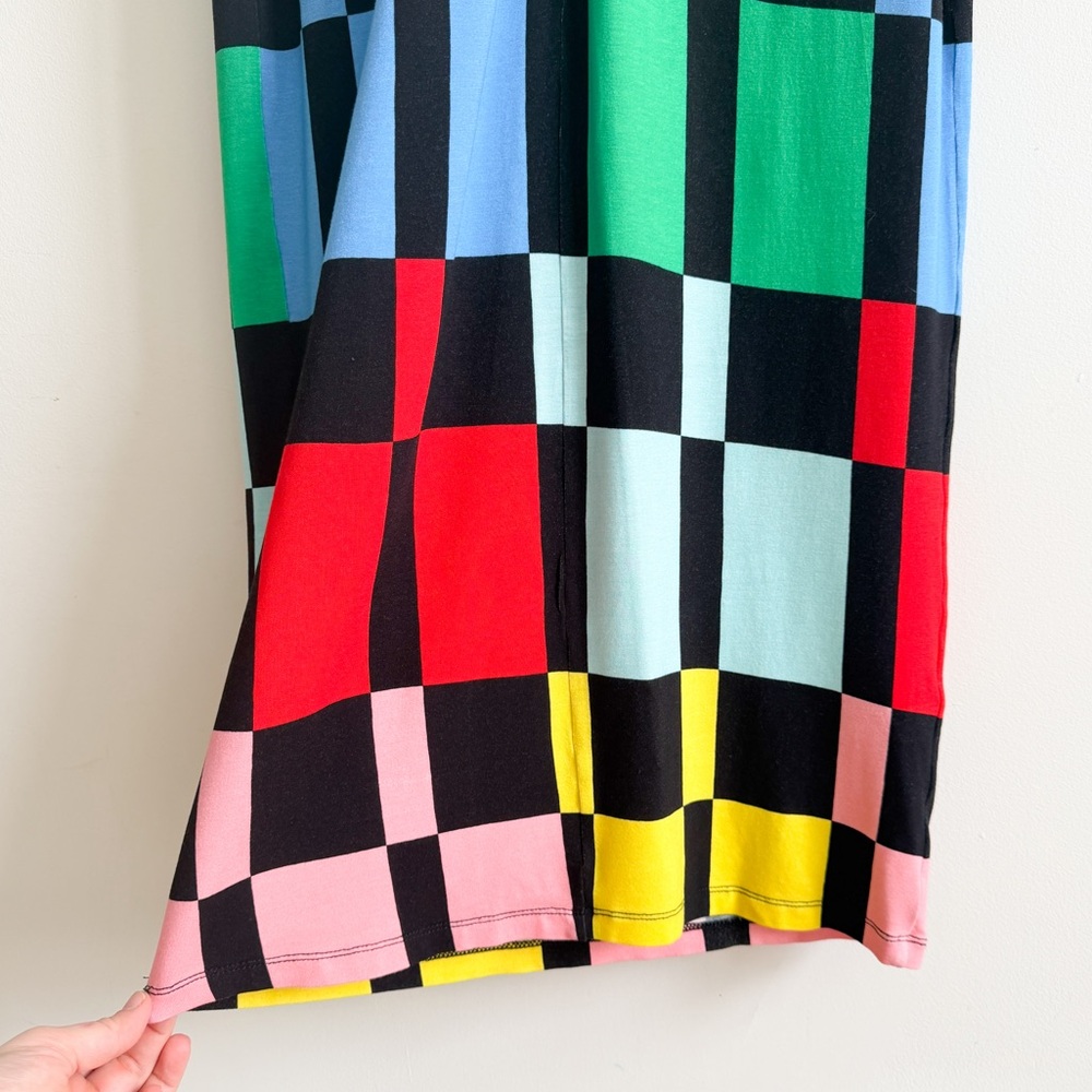 ALICE + OLIVIA • Delora Fitted Mock Neck Dress - Picture 11 of 15